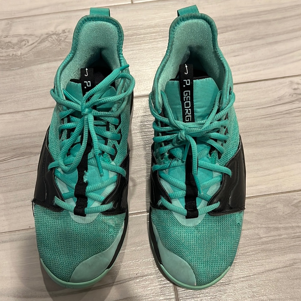 3 for $10 P George shoes mint color Size 6.5 Y